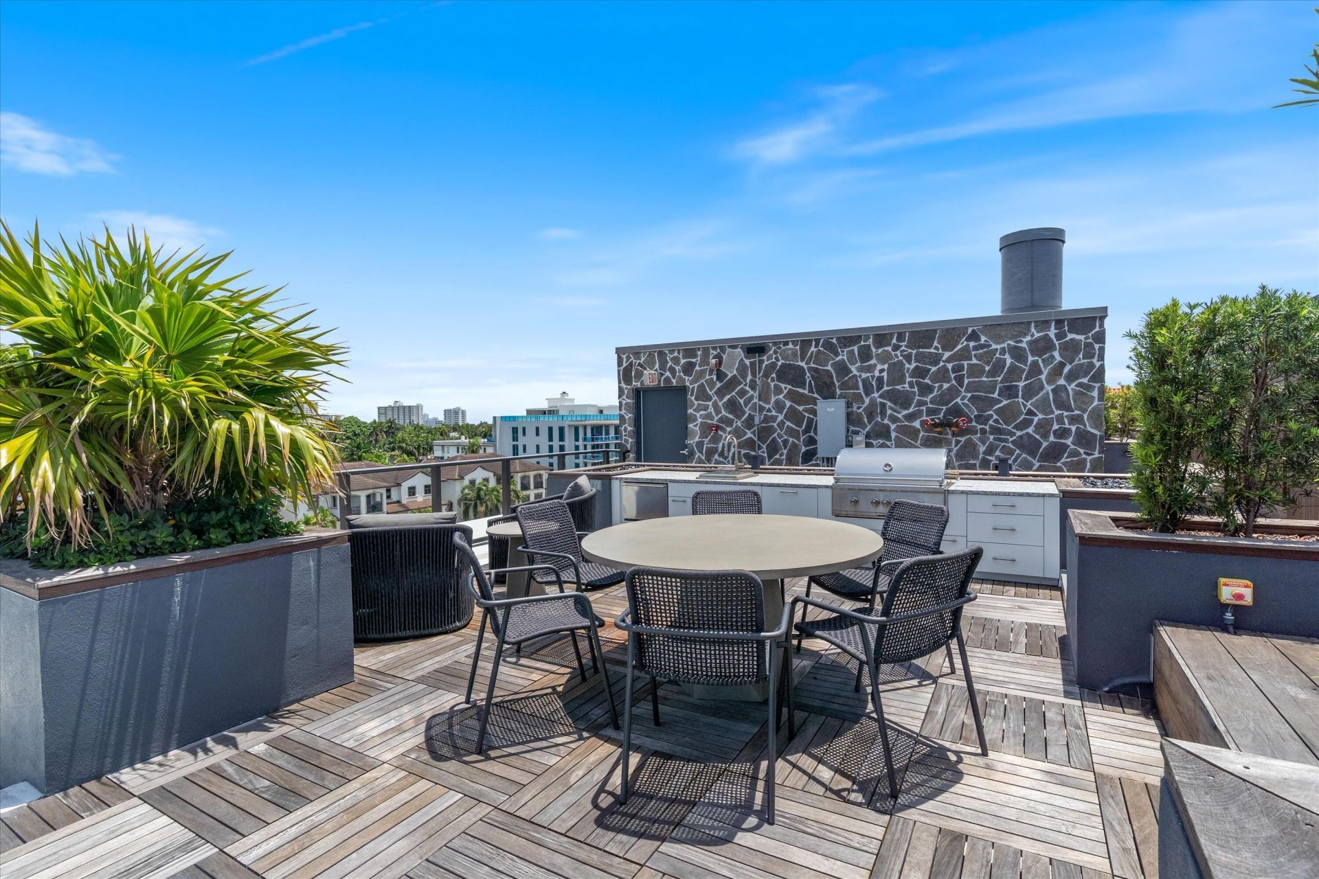 124 Hendricks Isle, Unit Ph401, Fort Lauderdale, FL 33301 Photo