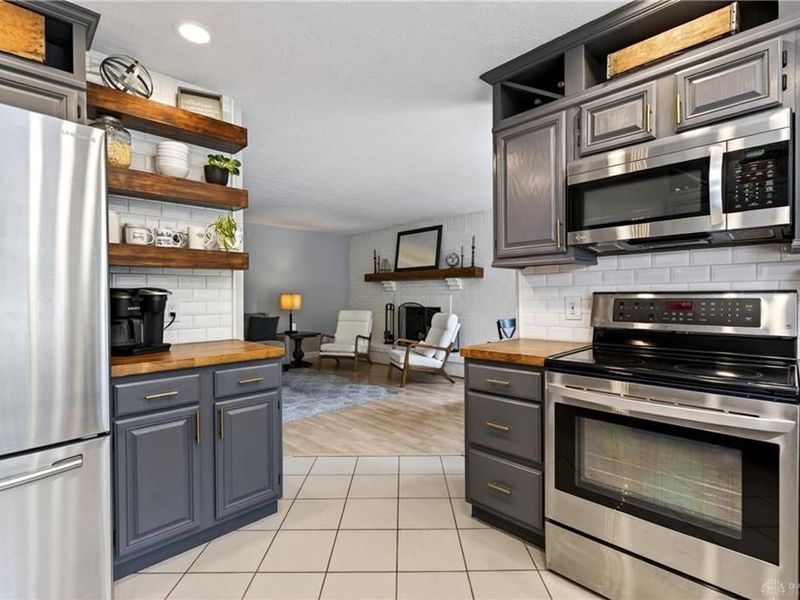 9701 Wax Wing Point, Washington Township, OH 45458 Photo 11