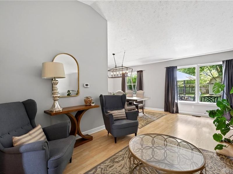9701 Wax Wing Point, Washington Township, OH 45458 Photo 6