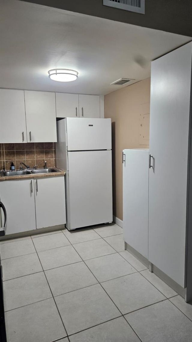 6801 Harding Ave , Unit 217, Miami Beach, FL 33141 Photo