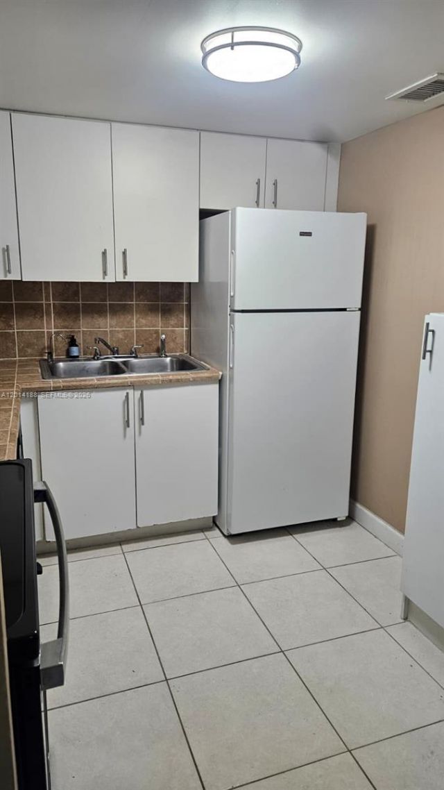 6801 Harding Ave , Unit 217, Miami Beach, FL 33141 Photo