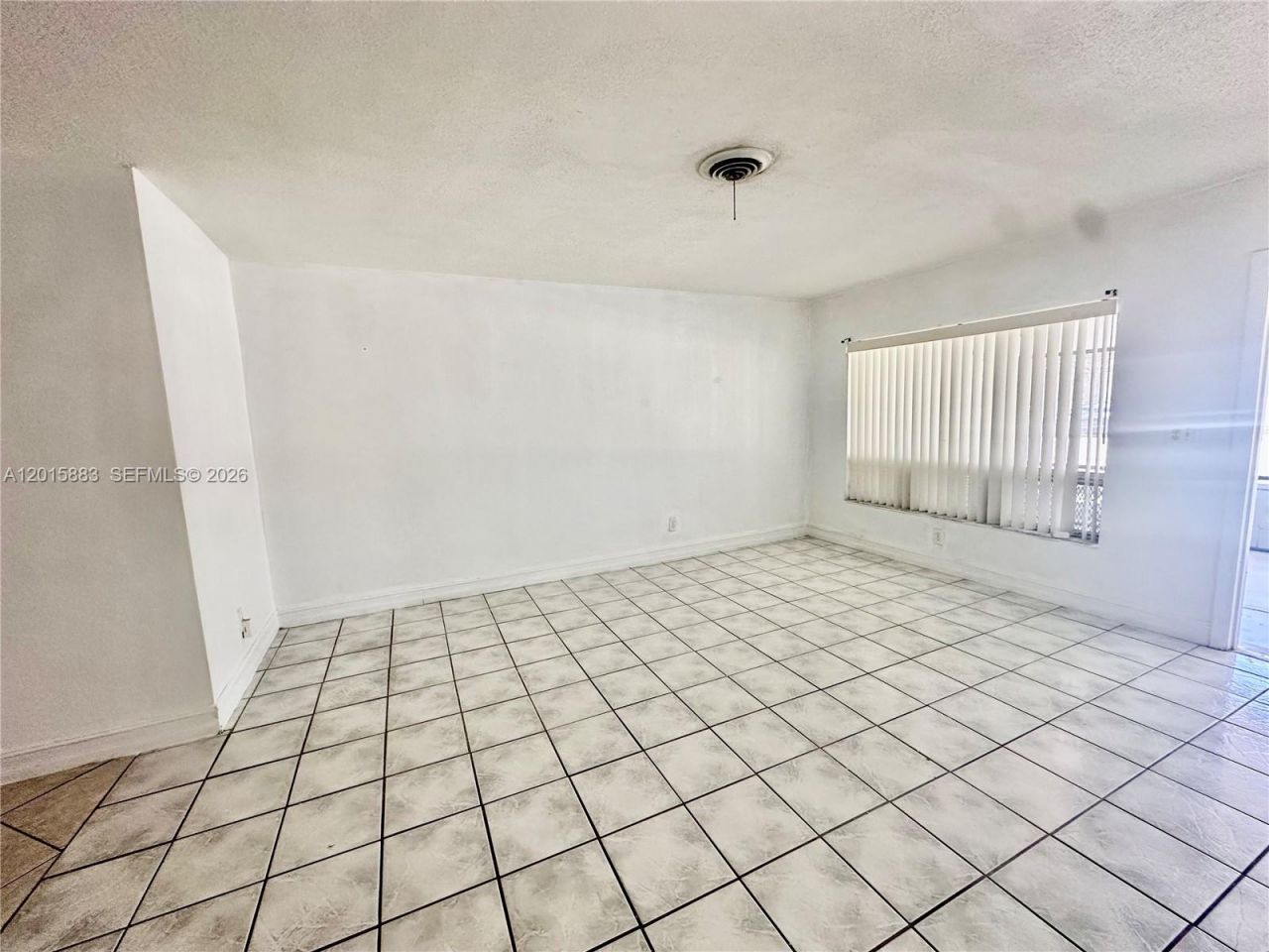 4616 NW 39th St , Lauderdale Lakes, FL 33319 Photo