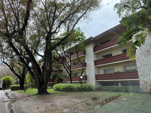 1205 Mariposa Ave , Unit 301, Coral Gables, FL 33146