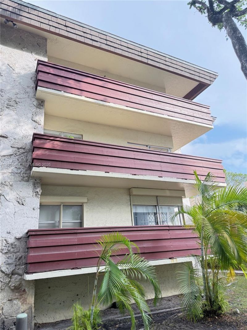 1205 Mariposa Ave , Unit 301, Coral Gables, FL 33146 Photo