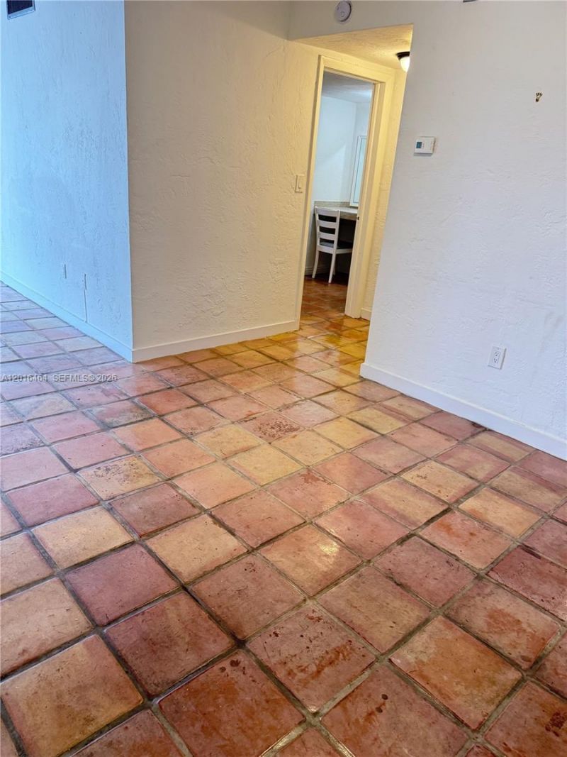 1205 Mariposa Ave, Unit 301, Coral Gables, FL 33146 Photo