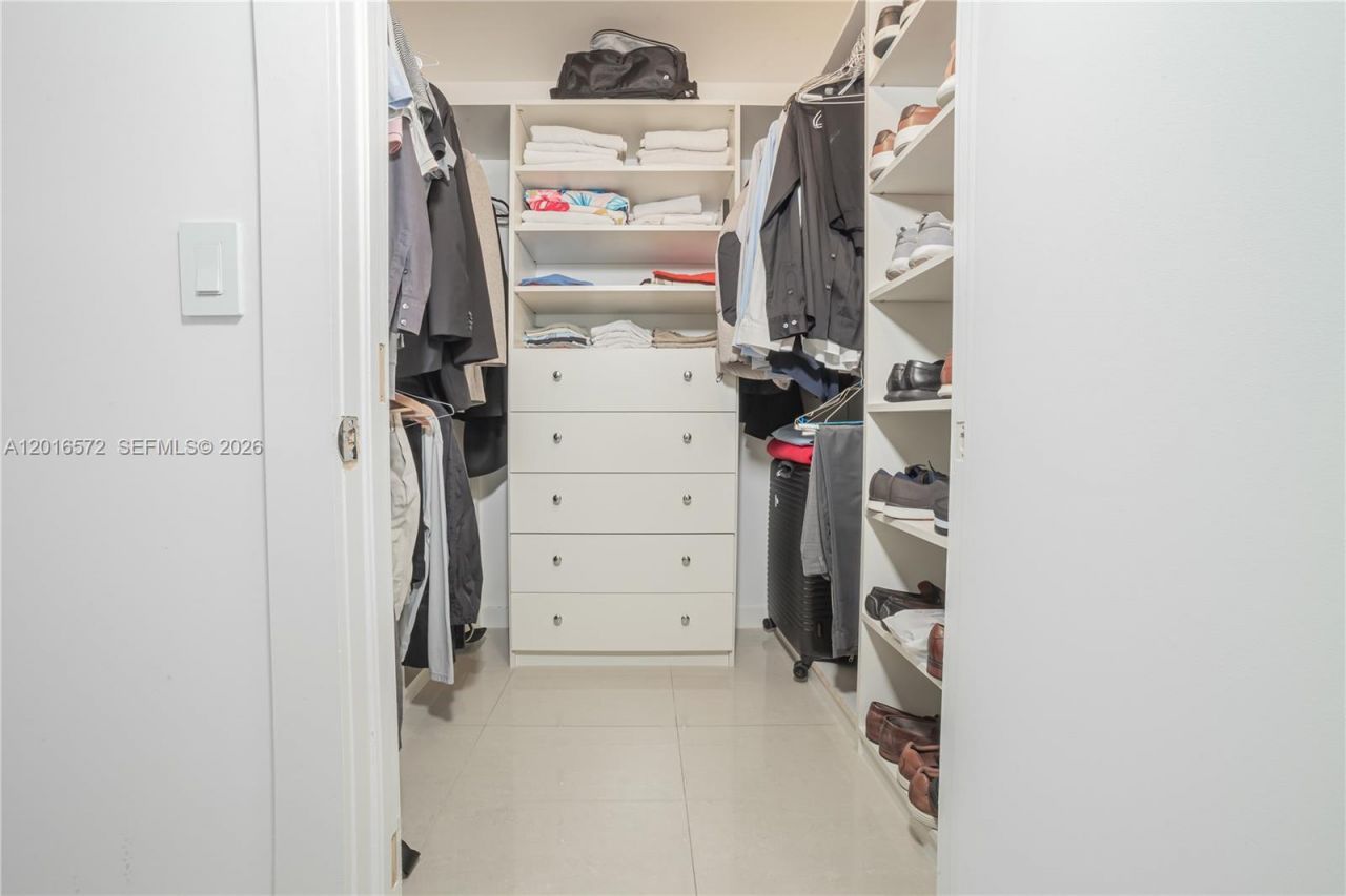 6301 Collins Ave , Unit 1102, Miami Beach, FL 33141 Photo