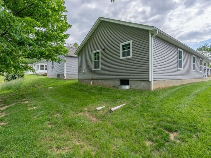 124 Springlake Avenue, Unit C, Hillsboro, OH 45133 Photo 25