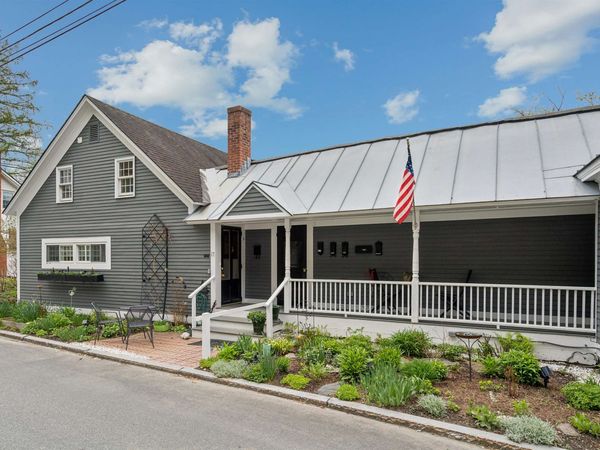 17 High Street, Unit 5, Woodstock, VT 05091