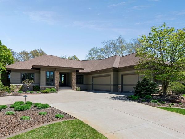 21049 France Boulevard, Lakeville, MN 55044