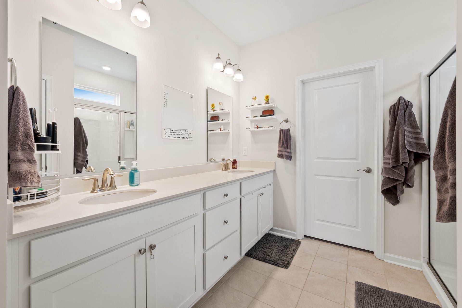 173 Greenwich Drive Photo 26