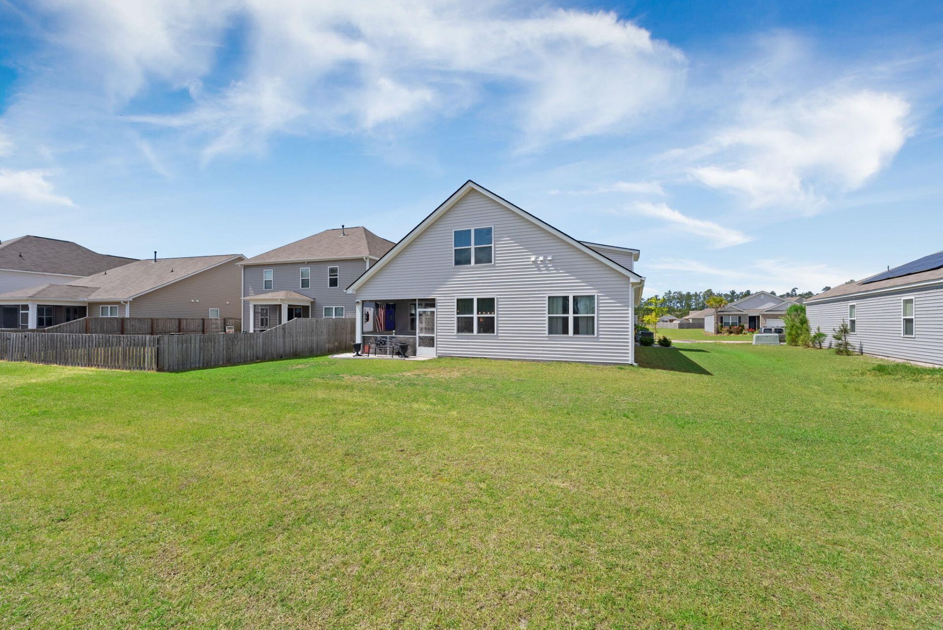 173 Greenwich Drive Photo 36