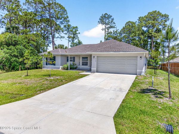 717 Gelaso Street SW , Palm Bay, FL 32908