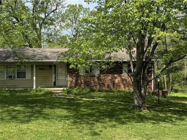 1651 N Trend Drive , Zanesville, OH 43701