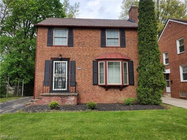 1115 Clifford Road, Cleveland Heights, OH 44121