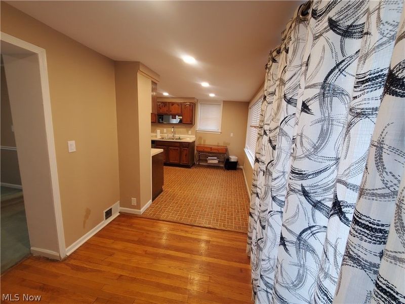 1115 Clifford Road, Cleveland Heights, OH 44121 Photo 10
