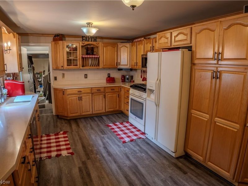 1526 W Park Ave, Niles, OH 44446 Photo 14