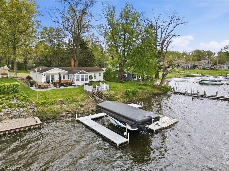 786 Harbor Avenue, Lake Milton, OH 44429 Photo 3