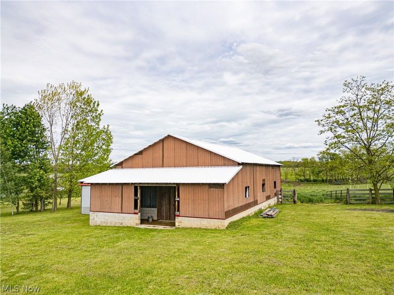 12967 Pleasant Valley Road, Utica, OH 43080 Photo 2