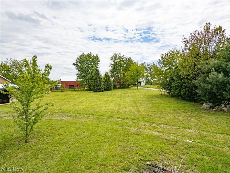 12967 Pleasant Valley Road, Utica, OH 43080 Photo 3