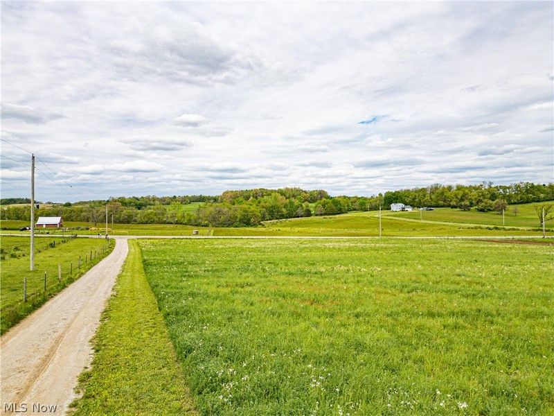 12967 Pleasant Valley Road, Utica, OH 43080 Photo 9