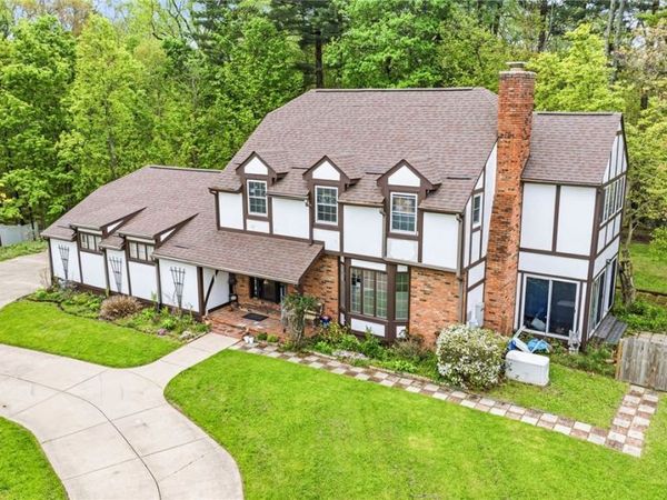6453 Old Woods Road , Ashtabula, OH 44004