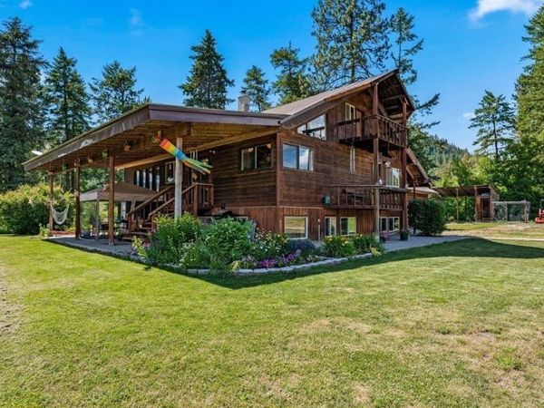 2447 Pierre Lake Rd, Kettle Falls, WA 99141