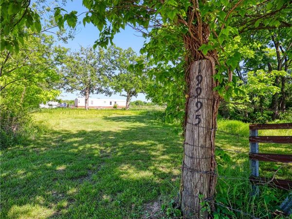 19995 Star Road, Siloam Springs, AR 72761