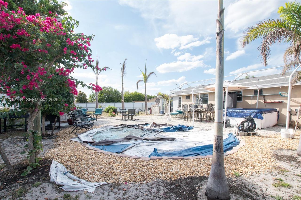 109 Durland Ave , Lehigh Acres, FL 33936 Photo