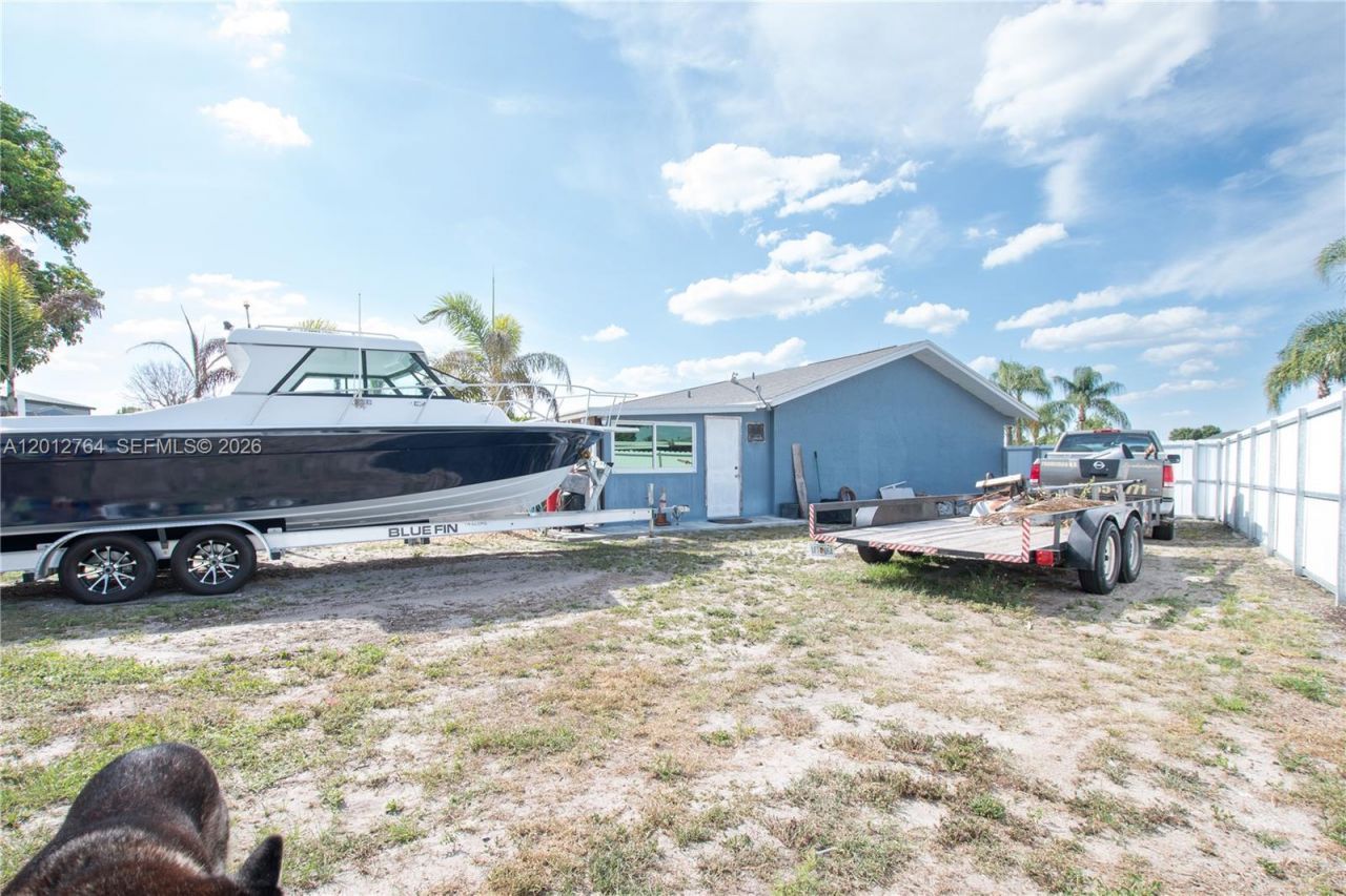 109 Durland Ave , Lehigh Acres, FL 33936 Photo