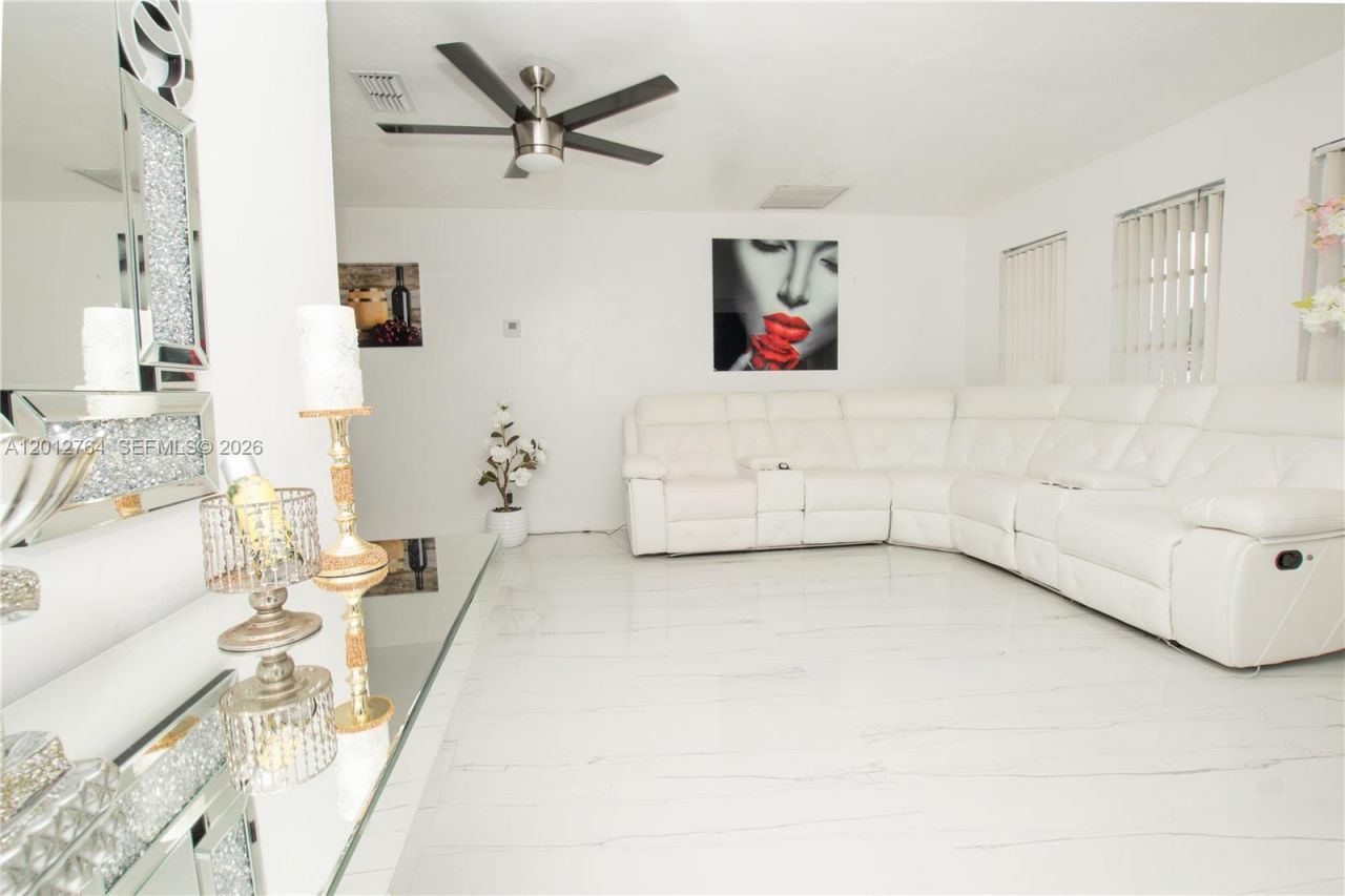 109 Durland Ave , Lehigh Acres, FL 33936 Photo