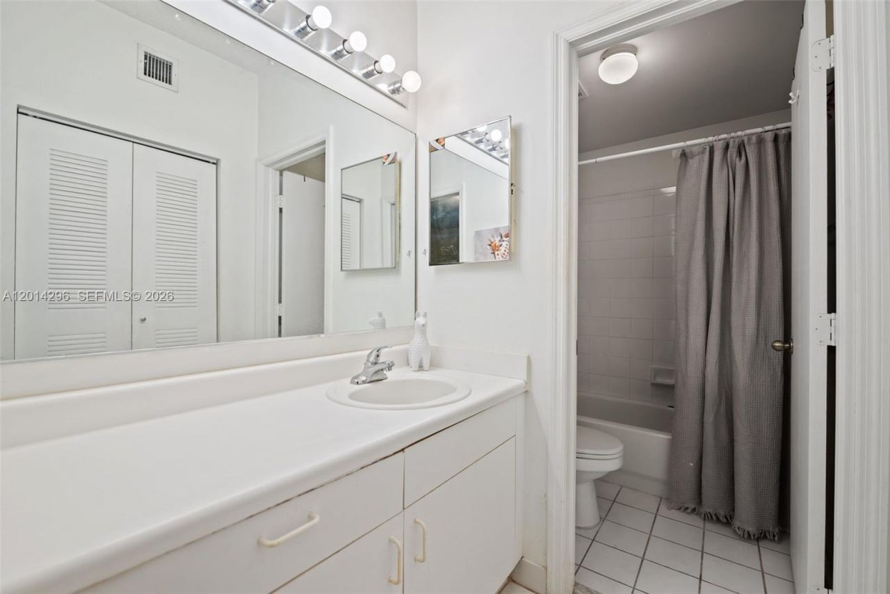 1456 Veracruz Ln , Unit 4-5, Weston, FL 33327 Photo