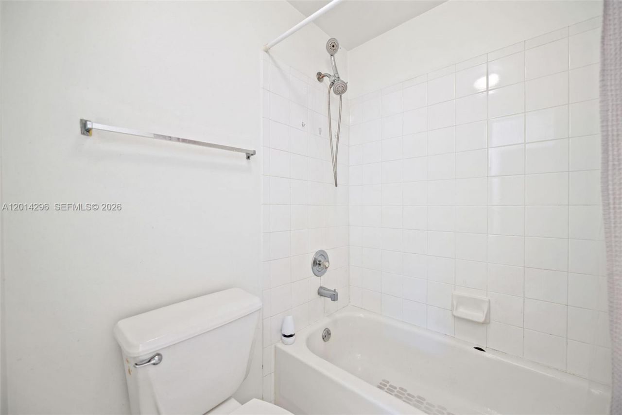 1456 Veracruz Ln , Unit 4-5, Weston, FL 33327 Photo