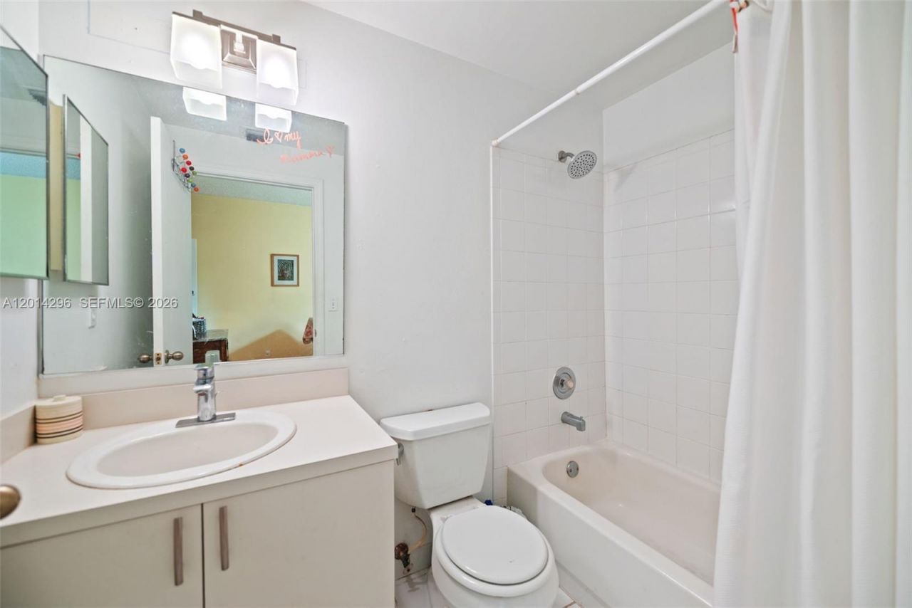 1456 Veracruz Ln , Unit 4-5, Weston, FL 33327 Photo