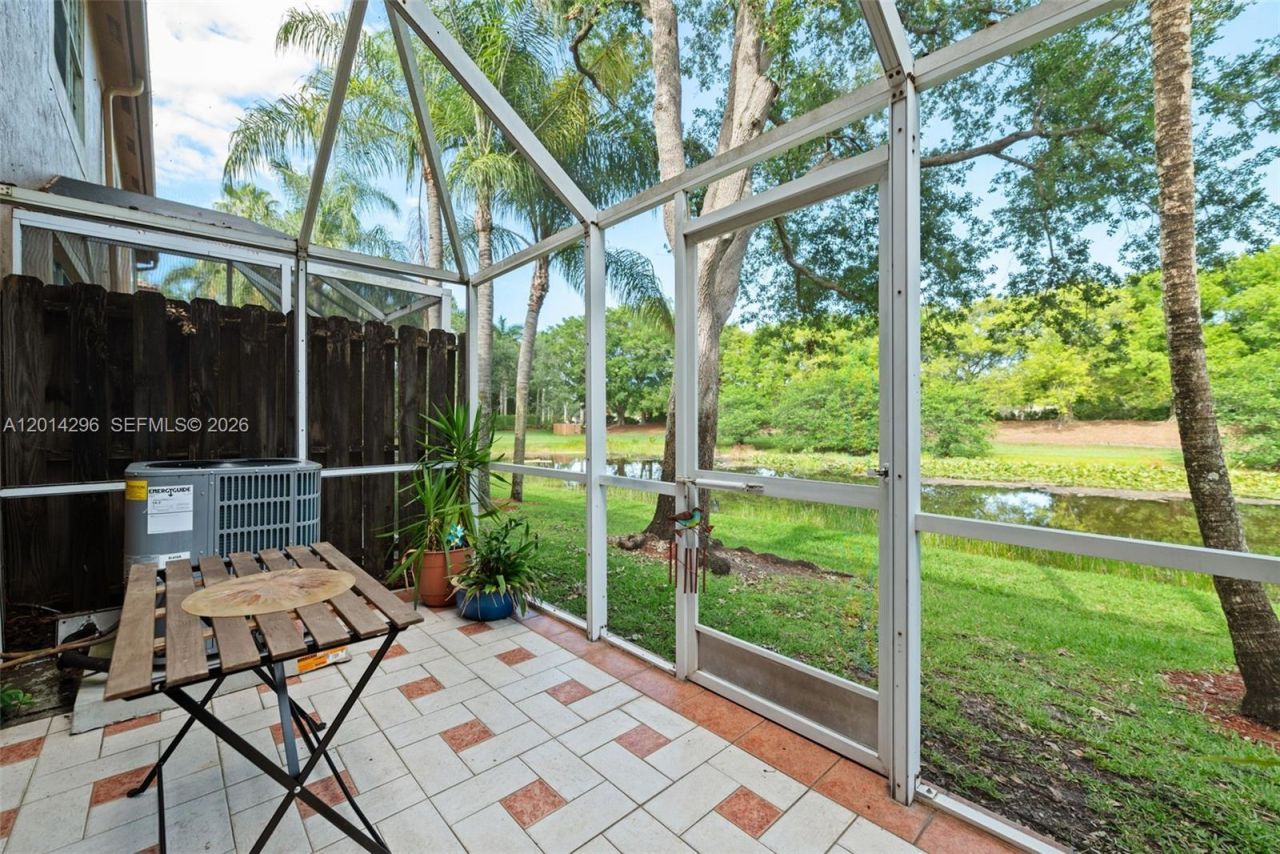 1456 Veracruz Ln , Unit 4-5, Weston, FL 33327 Photo