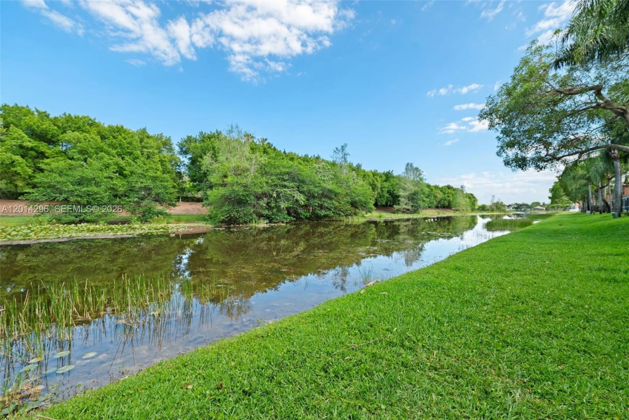 1456 Veracruz Ln , Unit 4-5, Weston, FL 33327 Photo