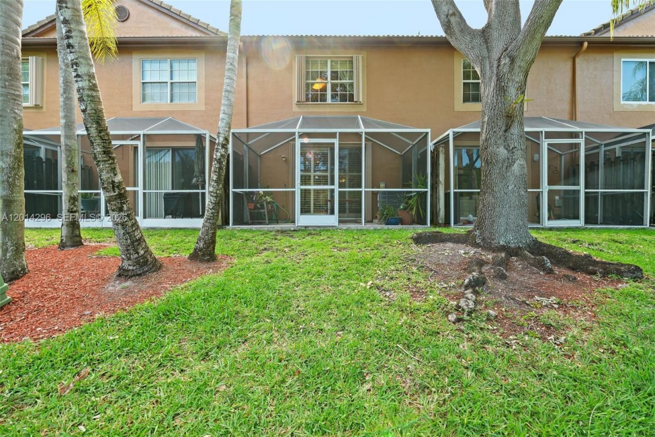 1456 Veracruz Ln , Unit 4-5, Weston, FL 33327 Photo