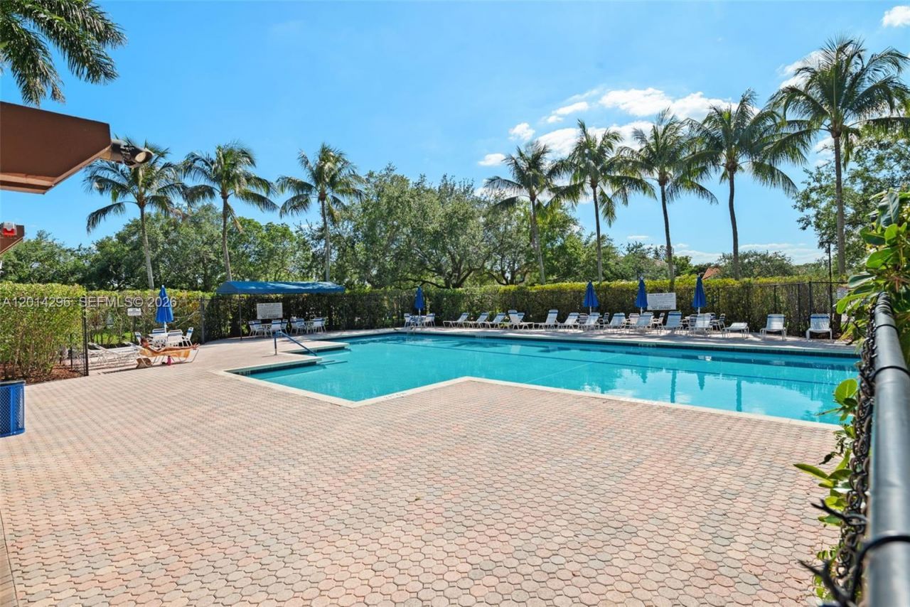1456 Veracruz Ln , Unit 4-5, Weston, FL 33327 Photo