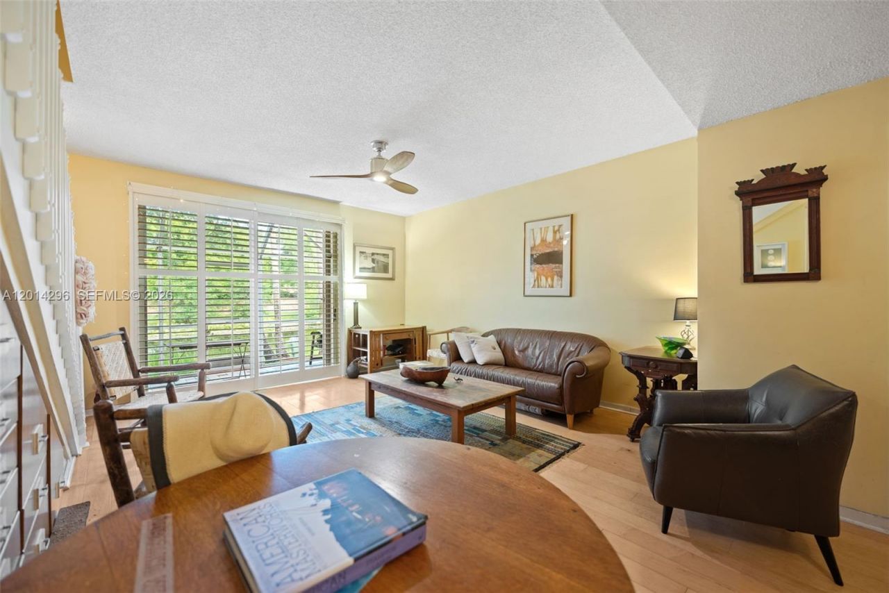 1456 Veracruz Ln , Unit 4-5, Weston, FL 33327 Photo