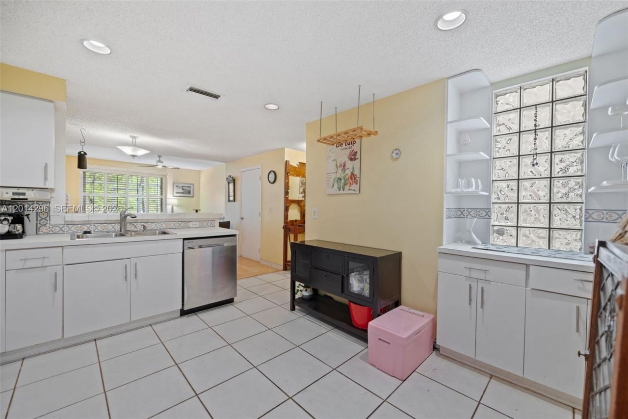 1456 Veracruz Ln , Unit 4-5, Weston, FL 33327 Photo