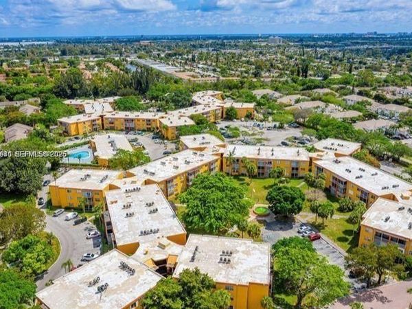 4334 NW 9th Ave , Unit 7-2F, Deerfield Beach, FL 33064