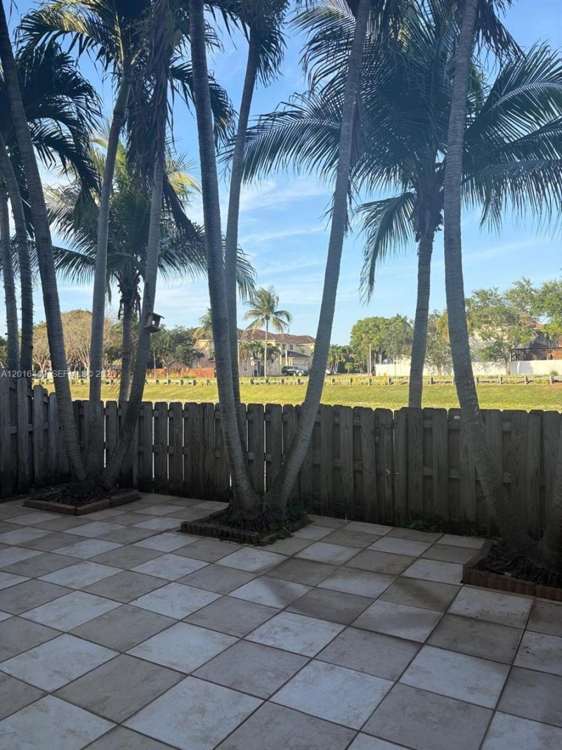 8525 SW 165th Pl, Unit 8525, Miami, FL 33193 Photo
