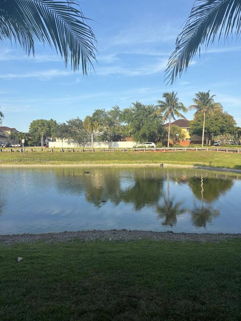 8525 SW 165th Pl, Unit 8525, Miami, FL 33193 Photo