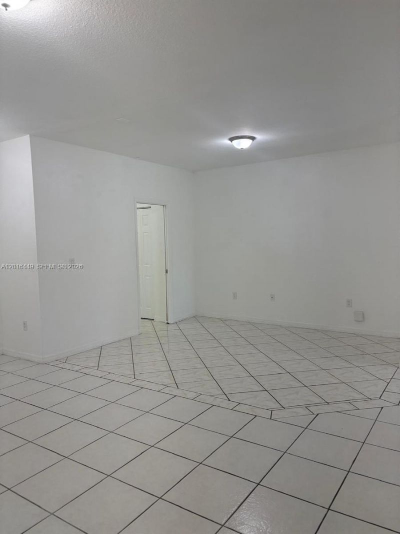 8525 SW 165th Pl, Unit 8525, Miami, FL 33193 Photo