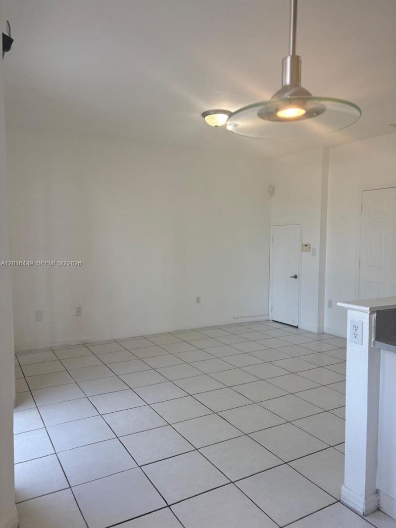 8525 SW 165th Pl, Unit 8525, Miami, FL 33193 Photo