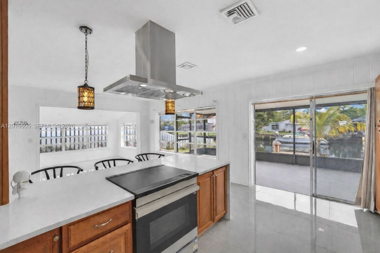 2718 Sherman St, Hollywood, FL 33020 Photo