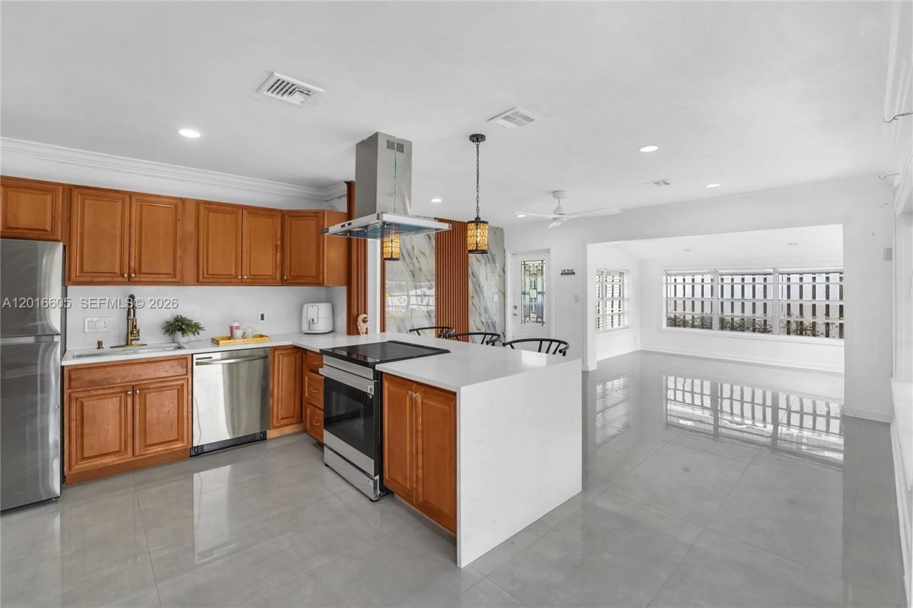 2718 Sherman St, Hollywood, FL 33020 Photo