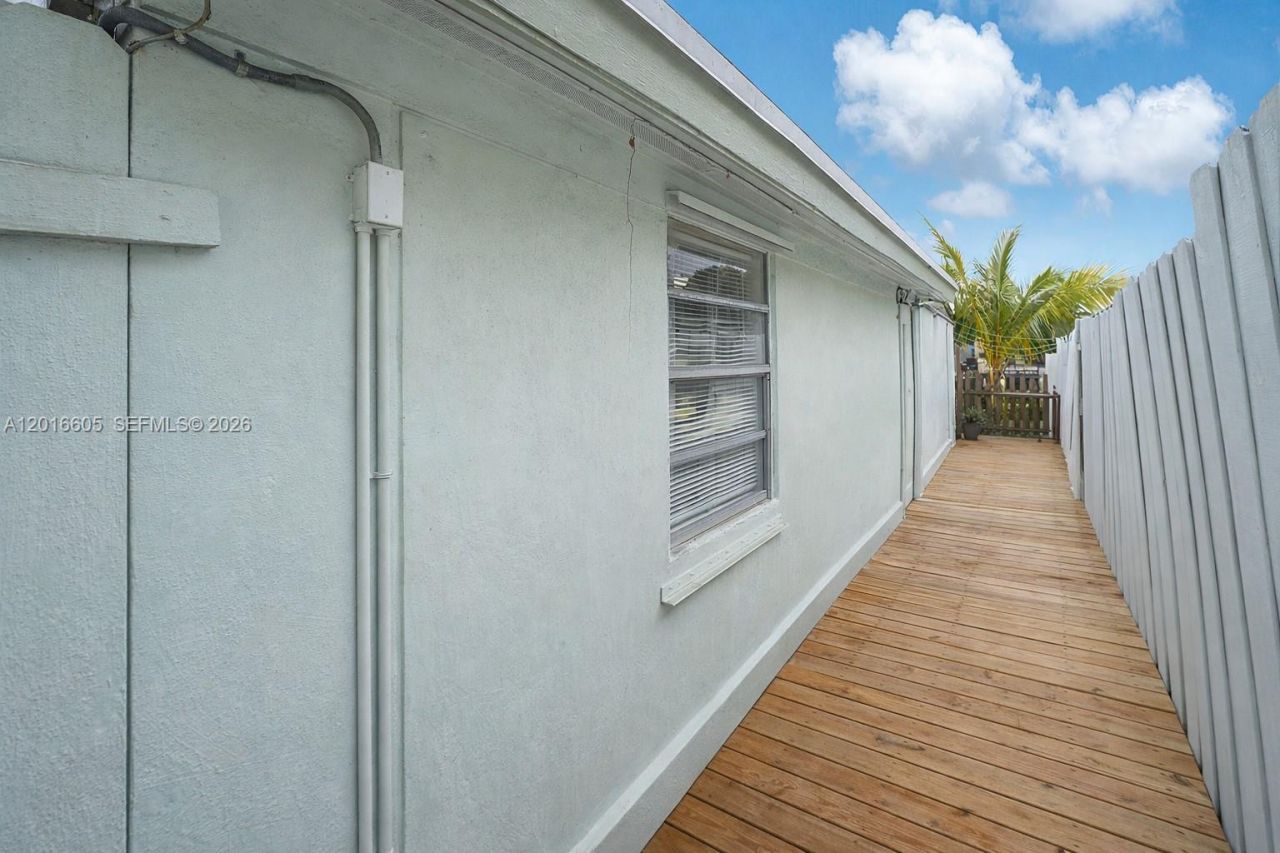 2718 Sherman St, Hollywood, FL 33020 Photo