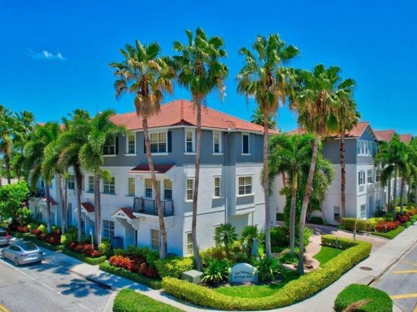 295 NE 5th Avenue, Unit 22, Delray Beach, FL 33483