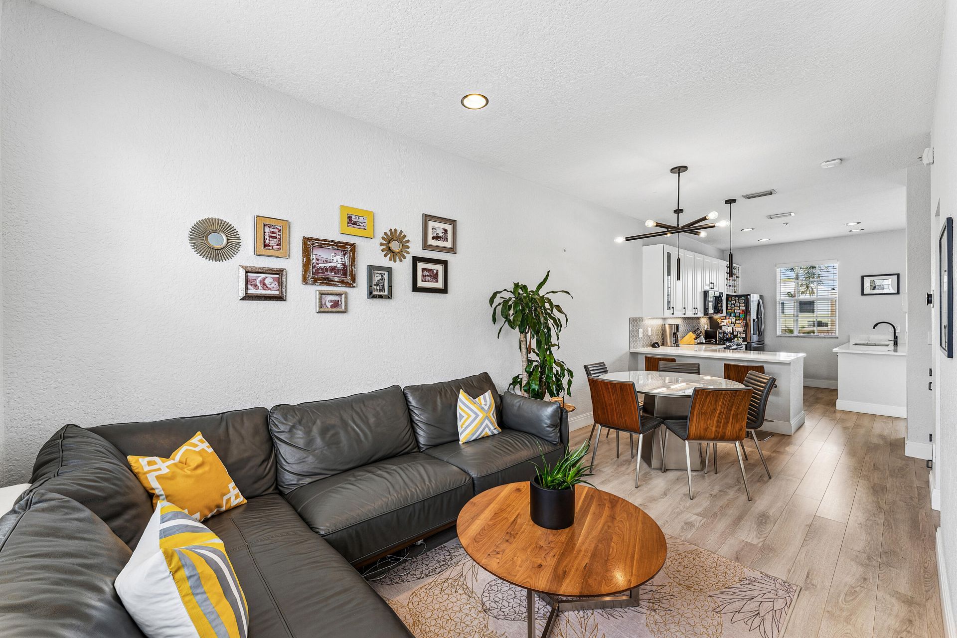 295 NE 5th Avenue, Unit 22, Delray Beach, FL 33483 Photo