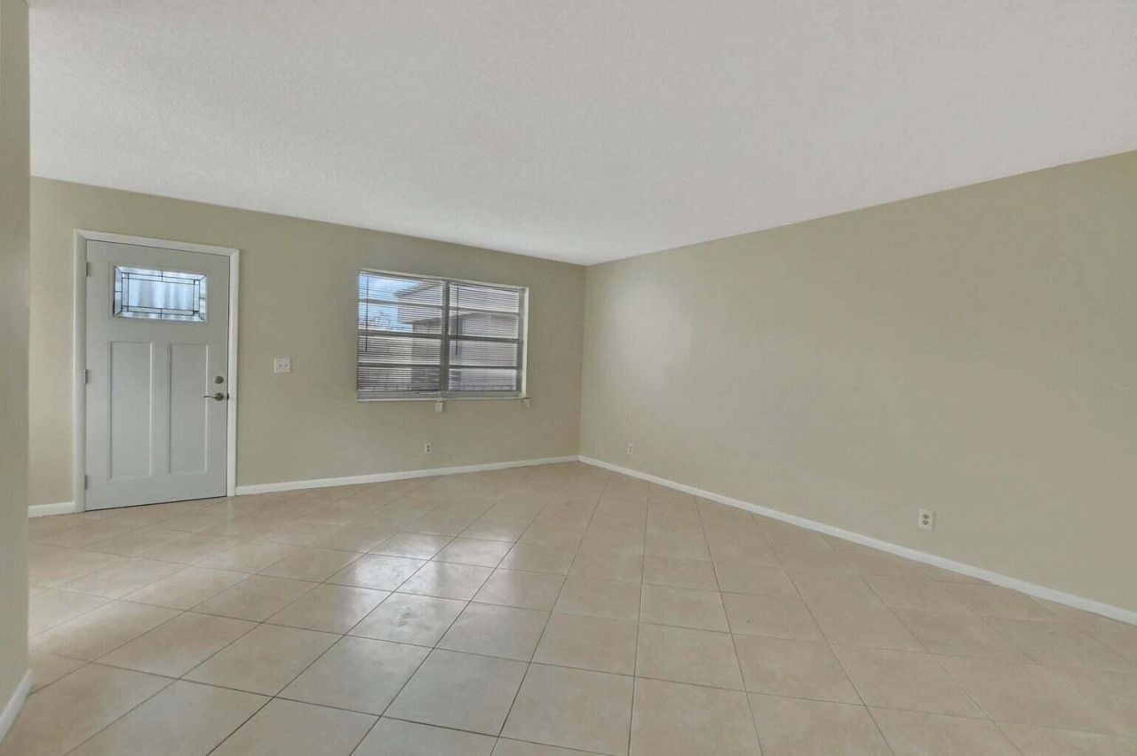 187 Normandy D, Delray Beach, FL 33484 Photo